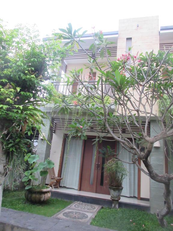 Rika Sanur Homestay Esterno foto