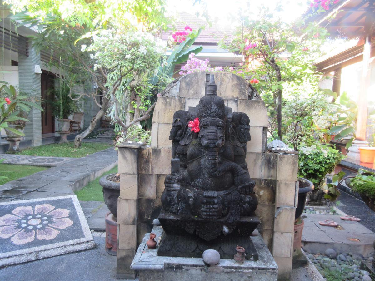 Rika Sanur Homestay Esterno foto